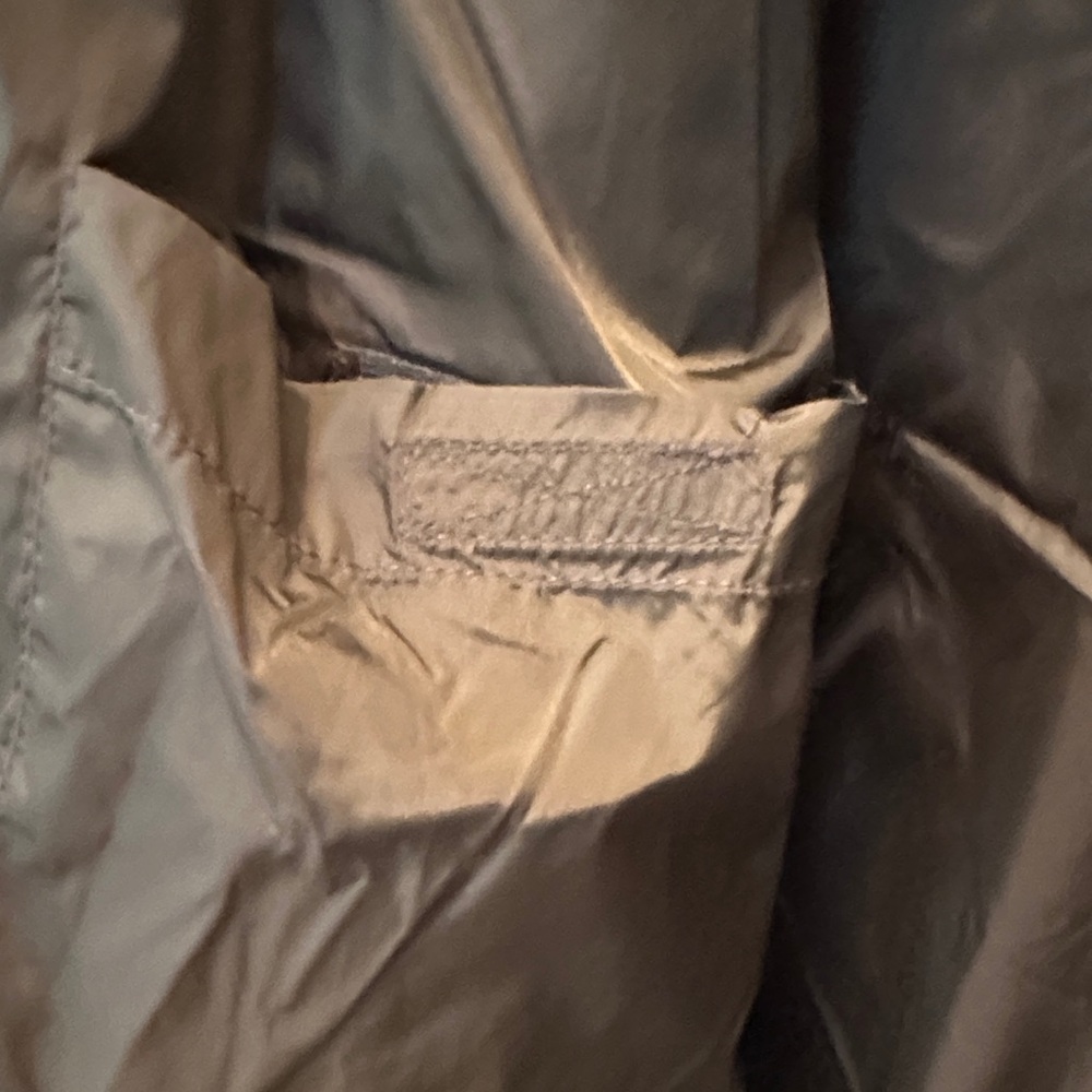 Cabela's Goose Down 650 Fill Olive Green Quilted Puffer Vest Size L Reg - Picture 7 of 7